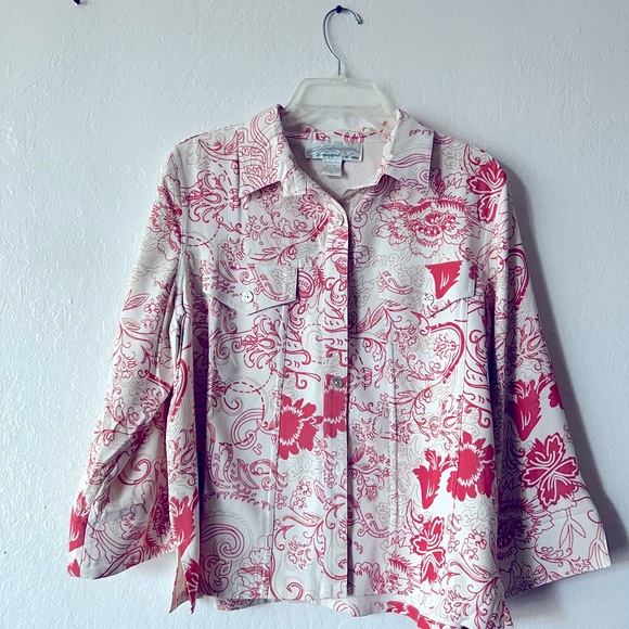 Pineapple Moon Tops - Silk Floral top Tropical Print Shirt Pineapple Moon, Size small;